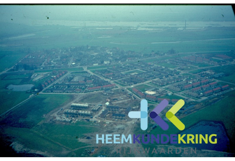 Luchtfoto Oud en Nieuw Lobith met Boskuul Coll. G.B. Janssen (453)